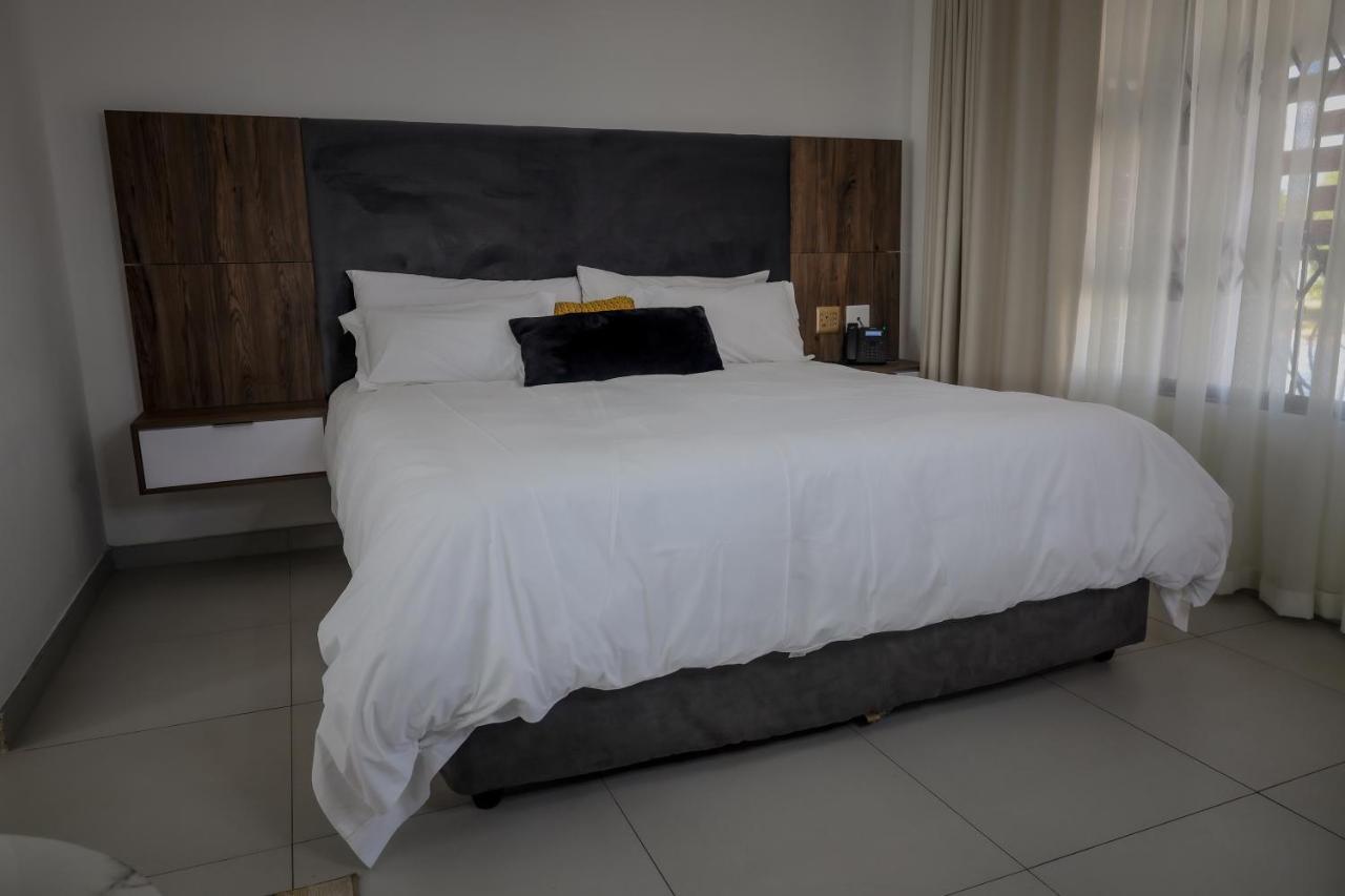 El Infinito Lifestyle Hotel Kempton Park Buitenkant foto