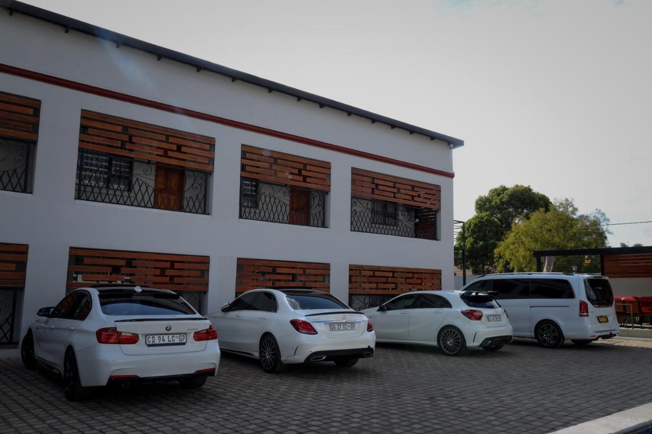 El Infinito Lifestyle Hotel Kempton Park Buitenkant foto