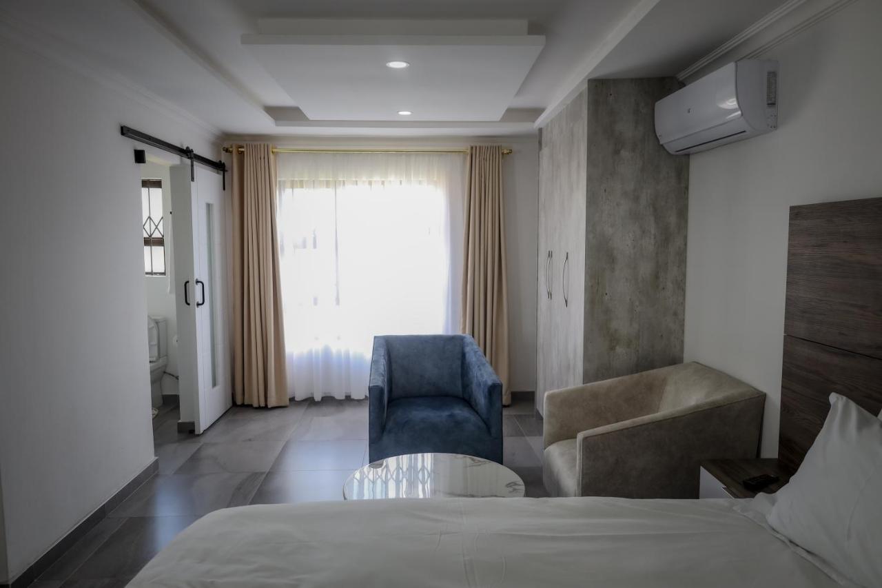 El Infinito Lifestyle Hotel Kempton Park Buitenkant foto