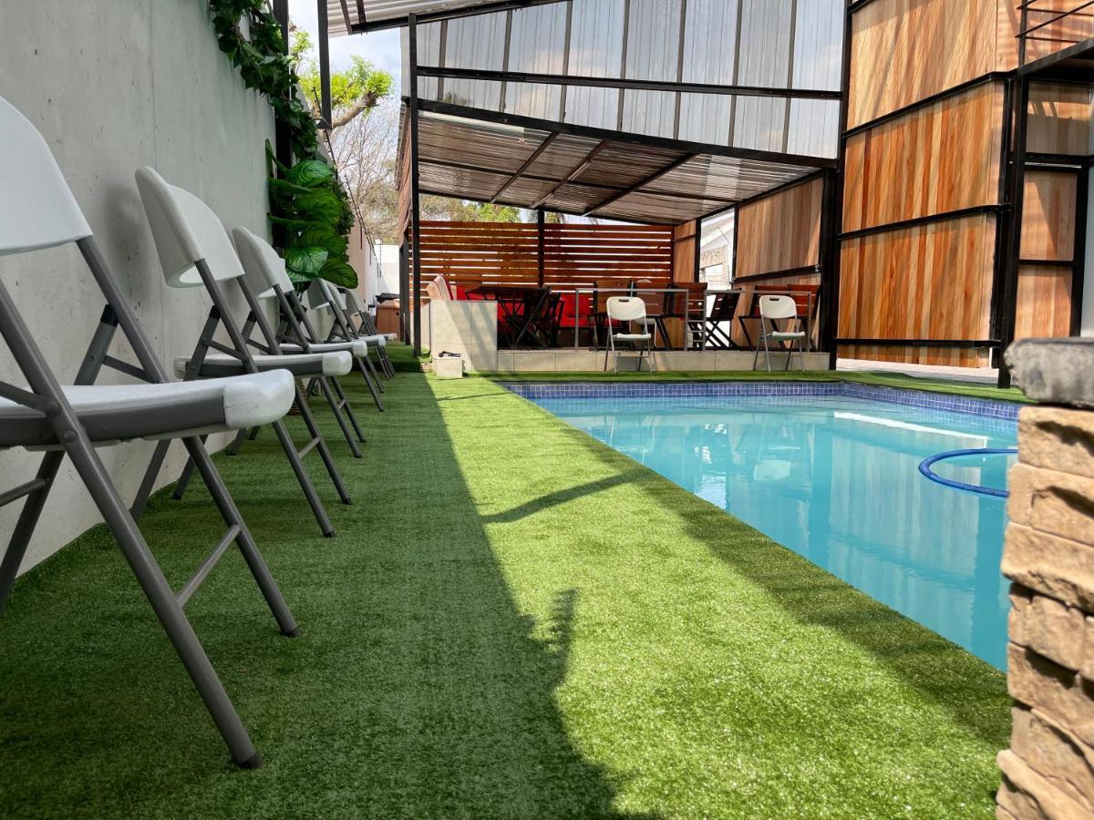 El Infinito Lifestyle Hotel Kempton Park Buitenkant foto